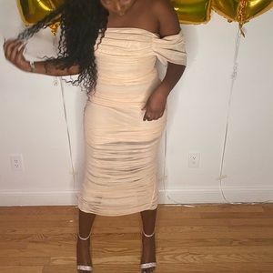 Stunning baby pink midi dress